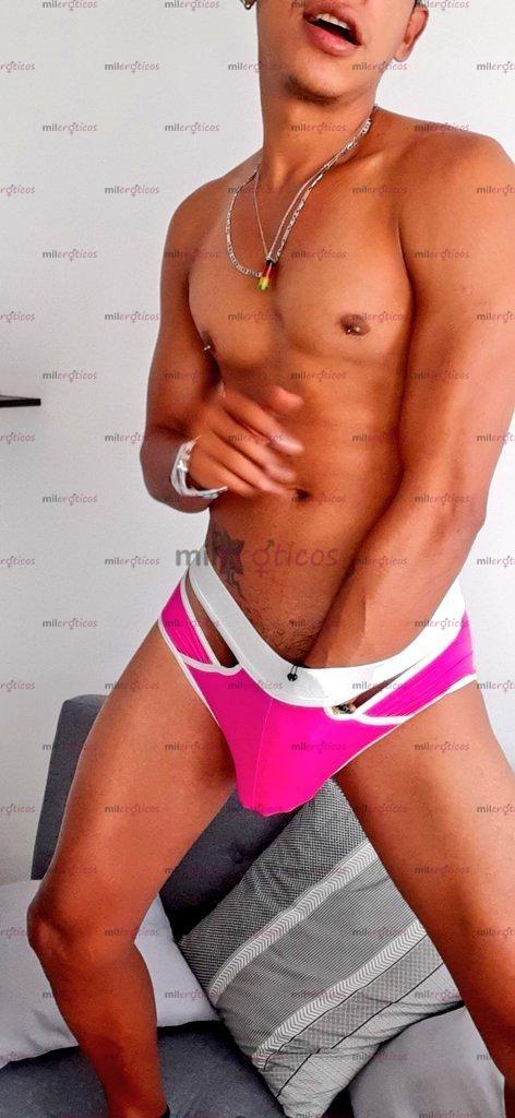 FOTOS DE MORENO SEXY DEPORTISTA A TU DISPOSICIÓN