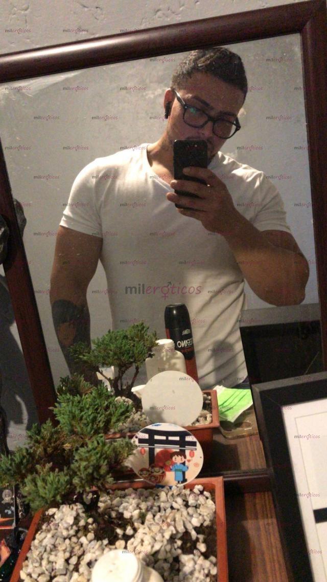 Fotos de JOVEN DE 25 AÑOS SEXY Y CACHONDO 100% real (STRIPER)