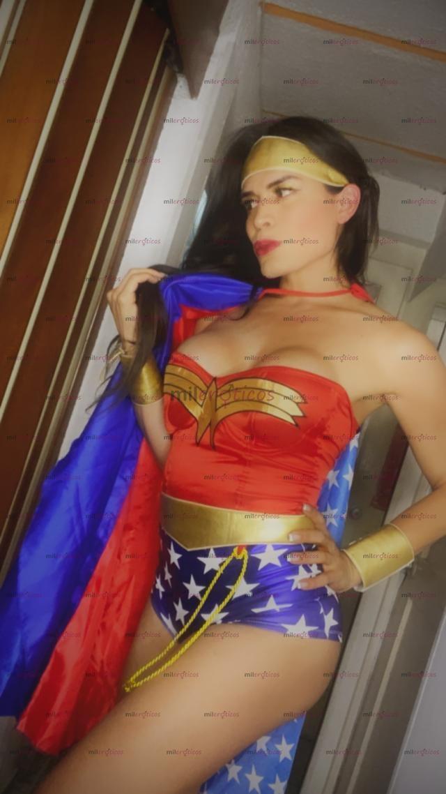 FOTOS DE HAS ESTADO CON UNA VOLPUTUOSA TRANS PELINEGRA FULL ERECTA Y LECHERA?