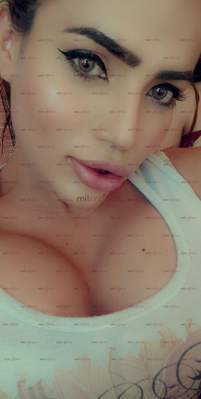 FOTOS DE ÚLTIMOS DÍAS EN TU CIUD ROSTRO DE MUÑECA CUERPO DE MODELO LA MEJOR EN BESO NEGRO