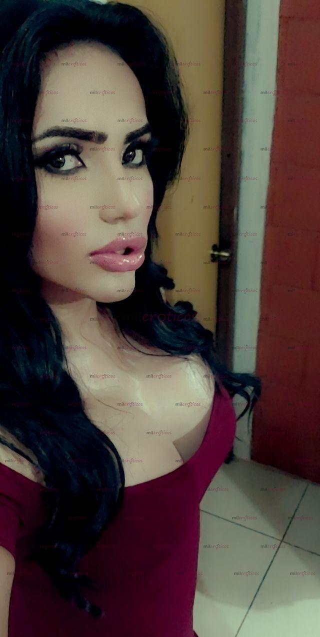 FOTOS DE ÚLTIMOS DÍAS EN TU CIUD ROSTRO DE MUÑECA CUERPO DE MODELO LA MEJOR EN BESO NEGRO