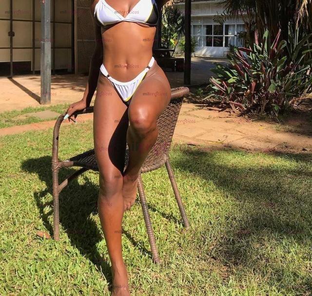 Fotos de Mulata modelo recém chegada em Macapá atendimento em Motéis e hotéis.