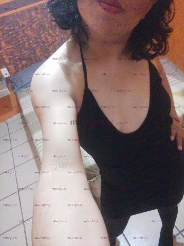 FOTOS DE MORENITA CACHONDA CON UNA PANOCHITA DE IMPACTO APRETADITA...