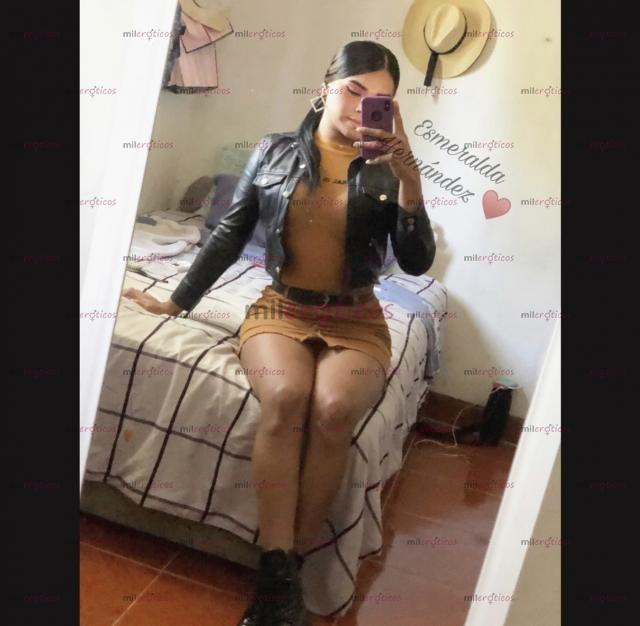 FOTOS DE MORENA CACHONDA, CON DECEO DE MUCHA LECHE