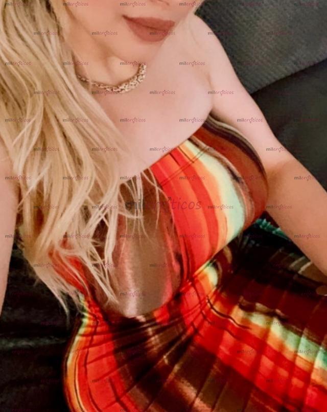 FOTOS DE ... LA NIÑA MAS RICA DE LA RED!!!! HERMOSA RUBIA PIEL BLANCA...