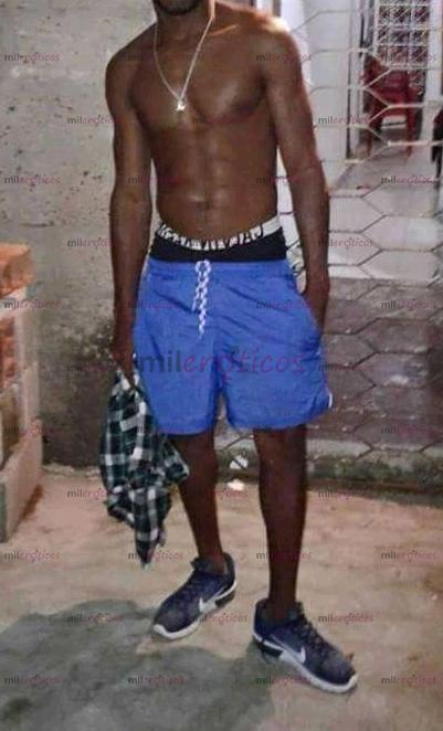 FOTOS DE NEGRO VERGON LECHERO SOY 100% HETEROSEXUAL