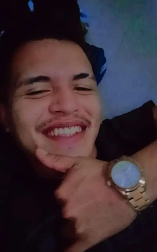 Ola me chamo josetenho 22 anos sou ativo e uma otima companhiasou magro tenho 1 66 de altura 19 cmsou carinhoso e muito safadinho meu atendimento e se...