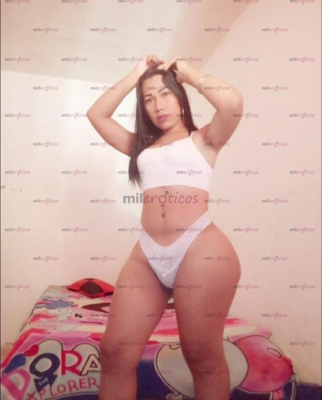 FOTOS DE LA MÁS ARRECHA DE LA PAGINA CON UNA SORPRESA DE 19CM PARÁ DIFRUTAR