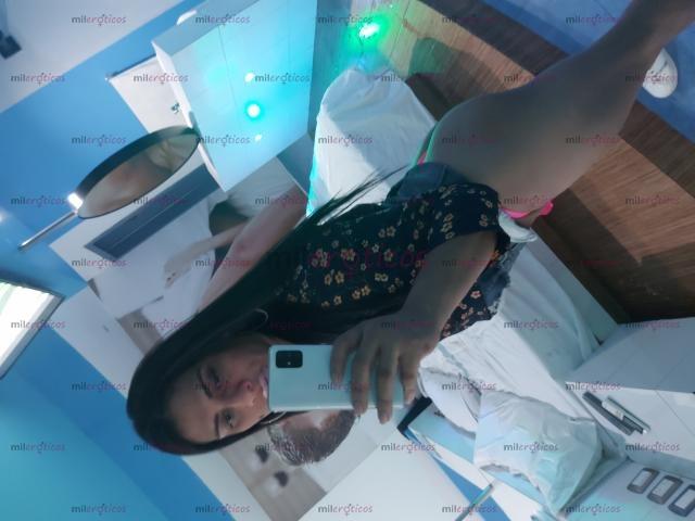 FOTOS DE YOSELIN MORENA DE FUEGO CON RICO CARAMELO PARA TI