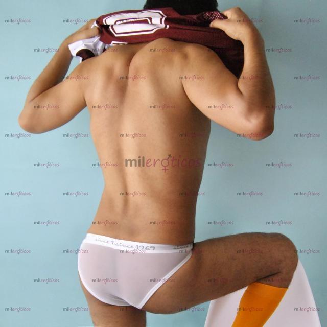 FOTOS DE UNIVERSITARIO JOVEN DOTADO COMPLACIENTE CON LUGAR CDMX