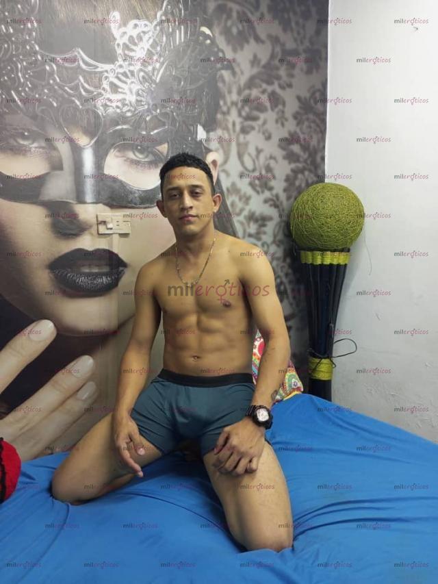 FOTOS DE MANUEL: CHICO ATLETICO PARA TUS DESEOS Y CAPRICHITOS. EL PLACER ES MI APELLIDO