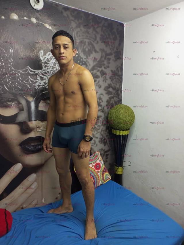 FOTOS DE MANUEL: CHICO ATLETICO PARA TUS DESEOS Y CAPRICHITOS. EL PLACER ES MI APELLIDO