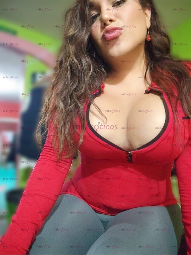 FOTOS DE UNICO DIAS ! LA MÁS FEMENINA DE TODAS. EXCLUSIVA