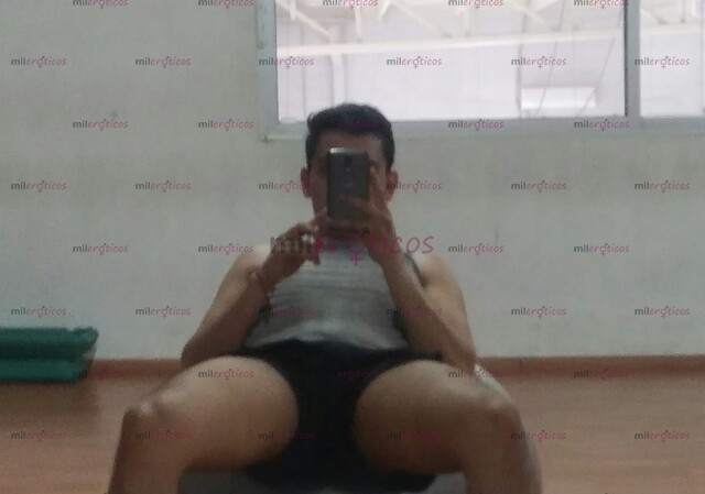 FOTOS DE LEE BIEN LA INFO! UNIVERSITARIO BUENA VERGA CON LUGAR