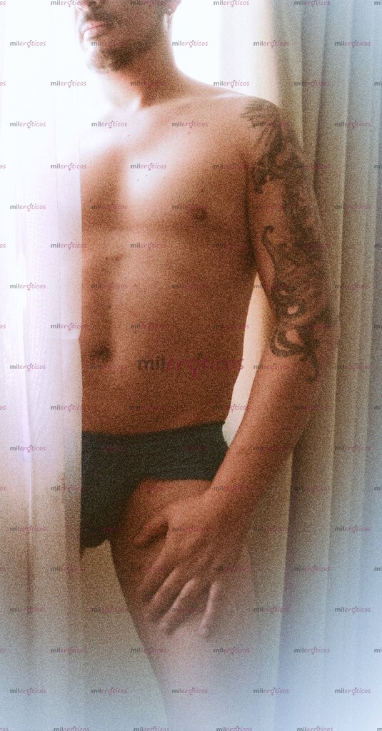 FOTOS DE PASIVO ARRECHO VARONIL COLOMBIANO!!! COMPLACIENTE EN GALERÍAS