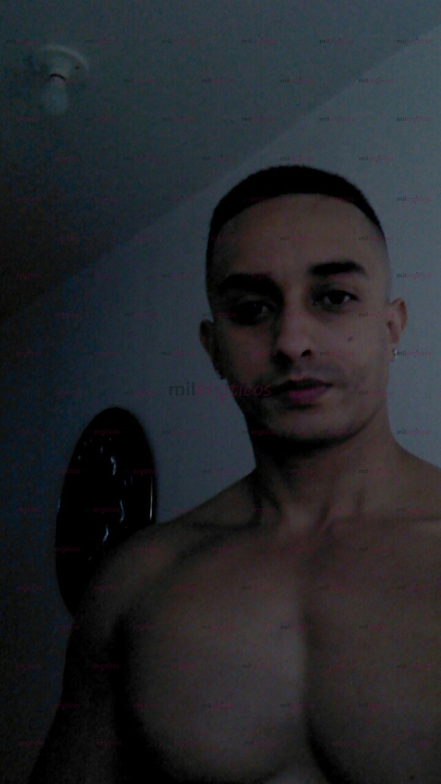 FOTOS DE SE HACE MASAJE,SEXO ORAL,MORBO, BESOS Y CARICIAS