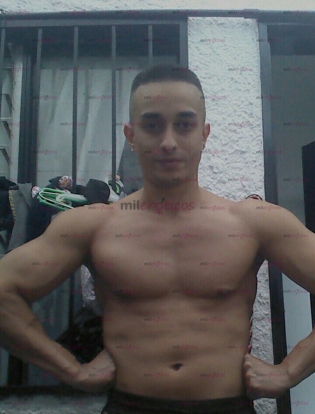 FOTOS DE SE HACE MASAJE,SEXO ORAL,MORBO, BESOS Y CARICIAS