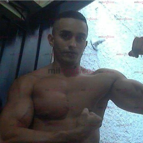 FOTOS DE SE HACE MASAJE,SEXO ORAL,MORBO, BESOS Y CARICIAS