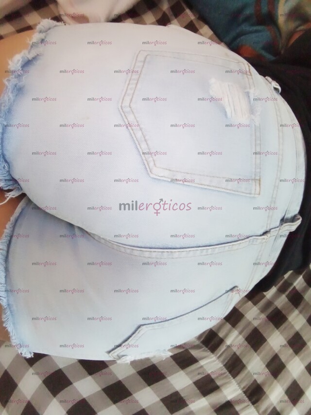 FOTOS DE CHICA SENSUAL,CON UNA BOQUITA CHUPADORA QUE TE ENCANTARÁ!!!!!!