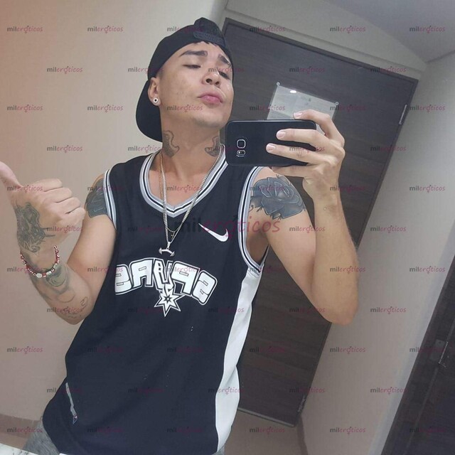 FOTOS DE COLOMBIANO, VERGA GRUESA TATUADO DISPONIBLE SERVICIO VIP
