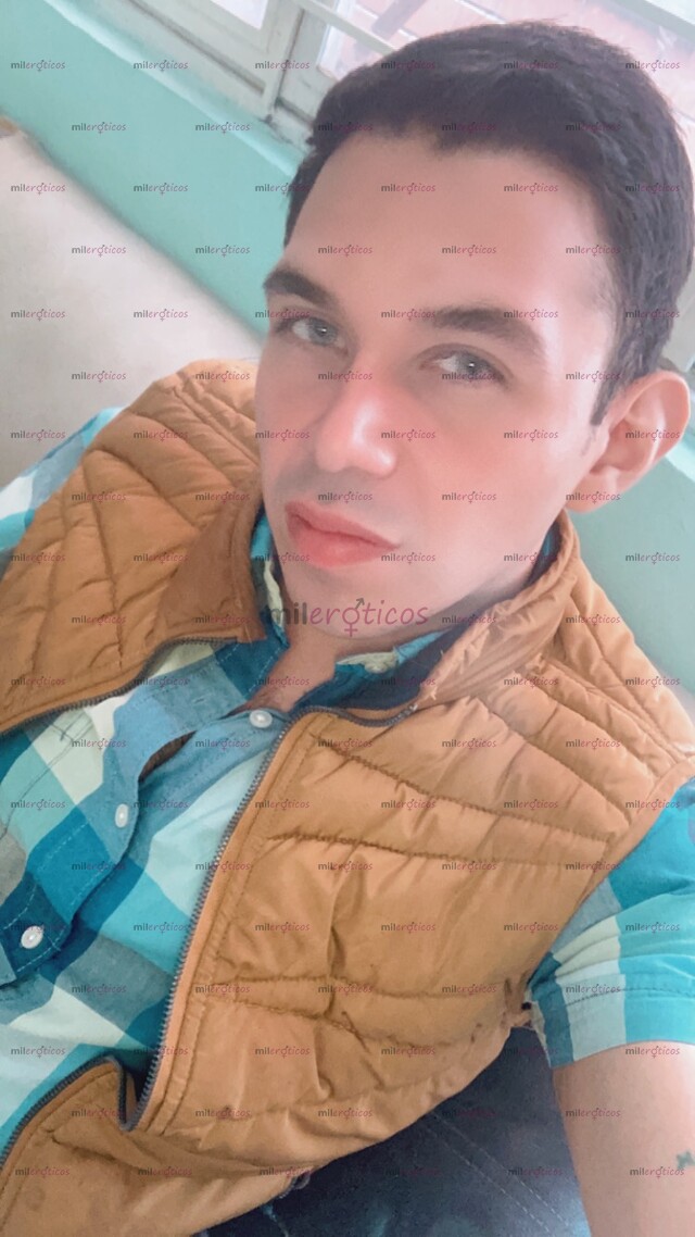 FOTOS DE VEN Y DEJATE LLEVAR EN MIS LABIOS ARDIENTES LLENOS DE PASION