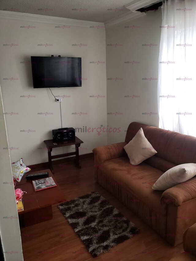 FOTOS DE HERMOSA CASA MUY BIEN UBICADA,BUEN AMBIENTE PARA TU TRABAJO