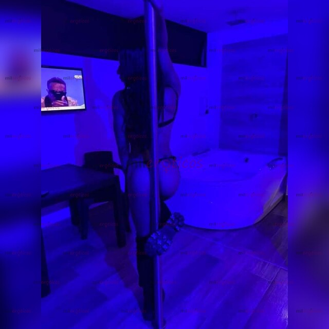 FOTOS DE TRANSEXUAL FEMENINA CALIENTE CON MUCHA LECHE PARA DERAMAR