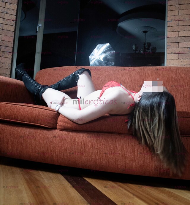 FOTOS DE (ANALL) HERMOSA RUBIA ARRECHA TODA UNA DIABLA EN LA CAMA VEN A CONOCERME