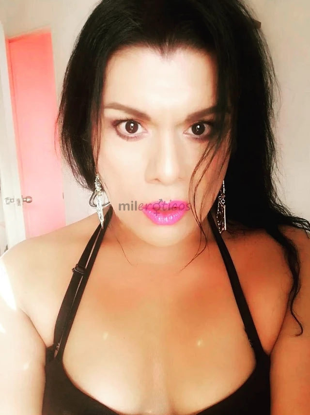 Excelente compania todo permitido full morbo y posiblidsdes de disfrutar infinitas bare full creampie cambio de roles besos y caricias reales diversio...