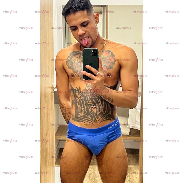 FOTOS DE ALEJANDRO MENDOZA 20CENTÍMETROS DOMINANTE