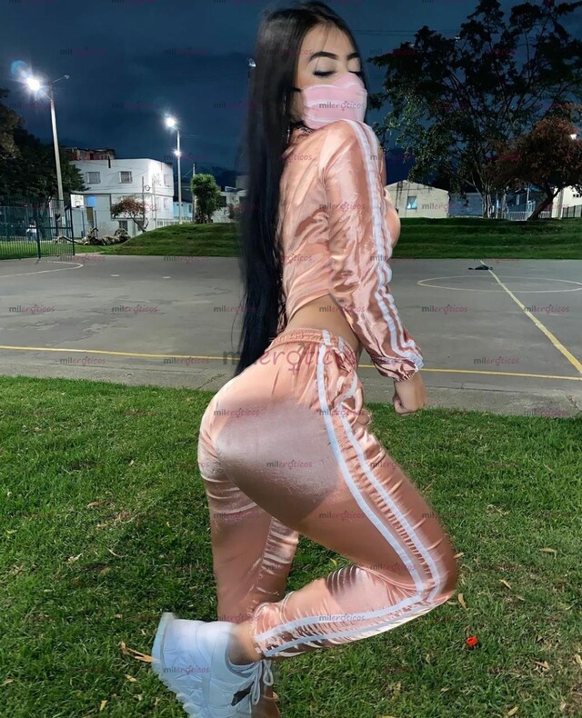 FOTOS DE CAROLINA, TRATO VIP 22 AÑOS. SIMPATICA , COMPLACIENTE Y BUENA ONDA