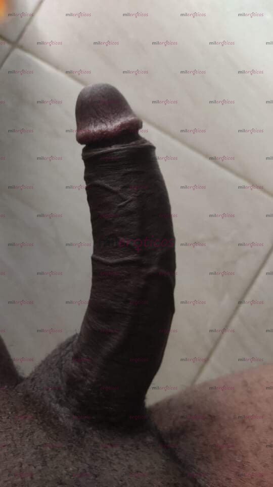 FOTOS DE MACHO NEGROTE ALTO VERGON22CM SOLO ACTIVO LECHERO