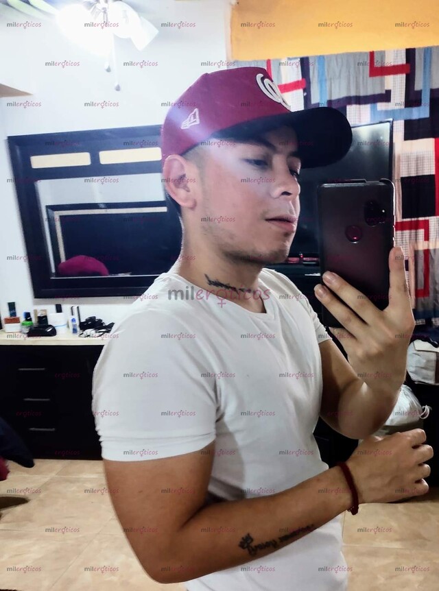 FOTOS DE OFRESCO MIS SERV COMO BARBER Y SCORT 24 AÑOS