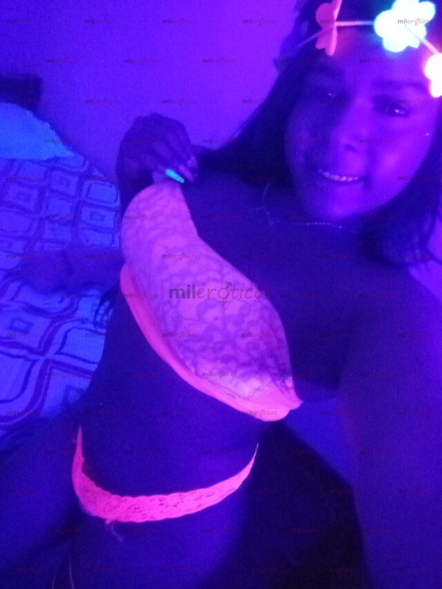 FOTOS DE DESCOMPLICA POLLITA DE 22 AÑITOS VEN Y PÁSALA RICO