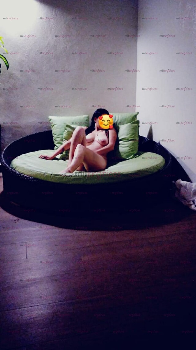 FOTOS DE VALENTINA, HERMOSA Y COMPLACIENTE CON UN CUERPO SUPER SENSUAL