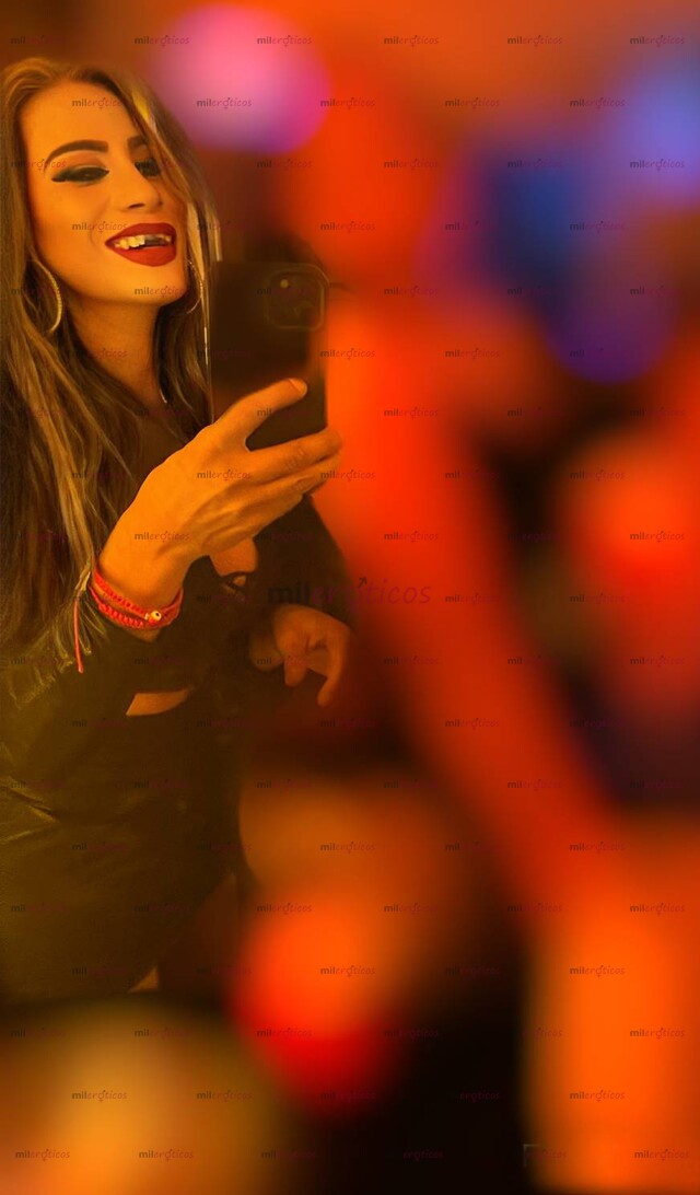 FOTOS DE ... SOY DE TEZ BLANCA, CABELLO CASTAÑO NATURAL MUY LARGO, EXCELENTE CUERPO...