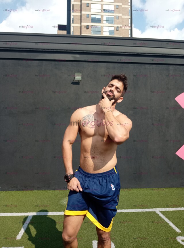 FOTOS DE AQUÍ DOS CHICOS ATHLETICOS SOCIABLE Y DEPORTIVO