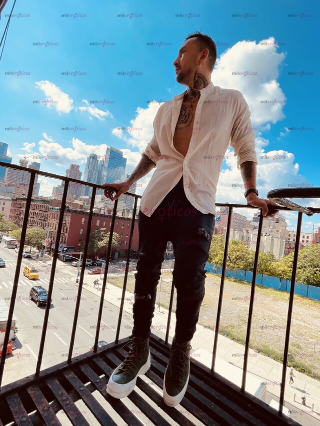 FOTOS DE MACHO VERGON DOMINANTE LECHERO CON APTO PRIVADO