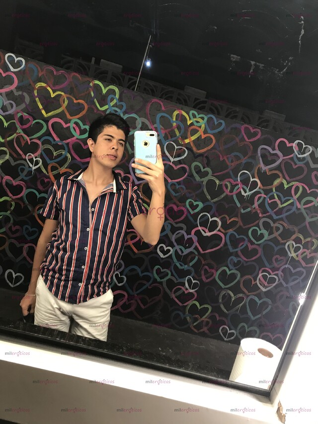 FOTOS DE OJO SOLO VENTA DE CONTENIDO SÚPER RICO VIDEO LLAMADAS Y VIDEOS PERSONALIZADOS