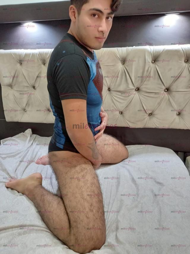 FOTOS DE EDUARDO ESTUDIANTE ÍNTER DISPUESTO A DIVERTIRSE