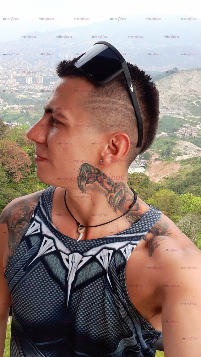 FOTOS DE SERIO,VARON,MASCULINO,ASEADO,DESCOMPLICADO,DISCRETO,APTOPRIVADO