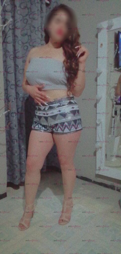 FOTOS DE JOVEN UNIVERSITARIA, CON GANAS DE TODO LOS QUE DESEES !!!