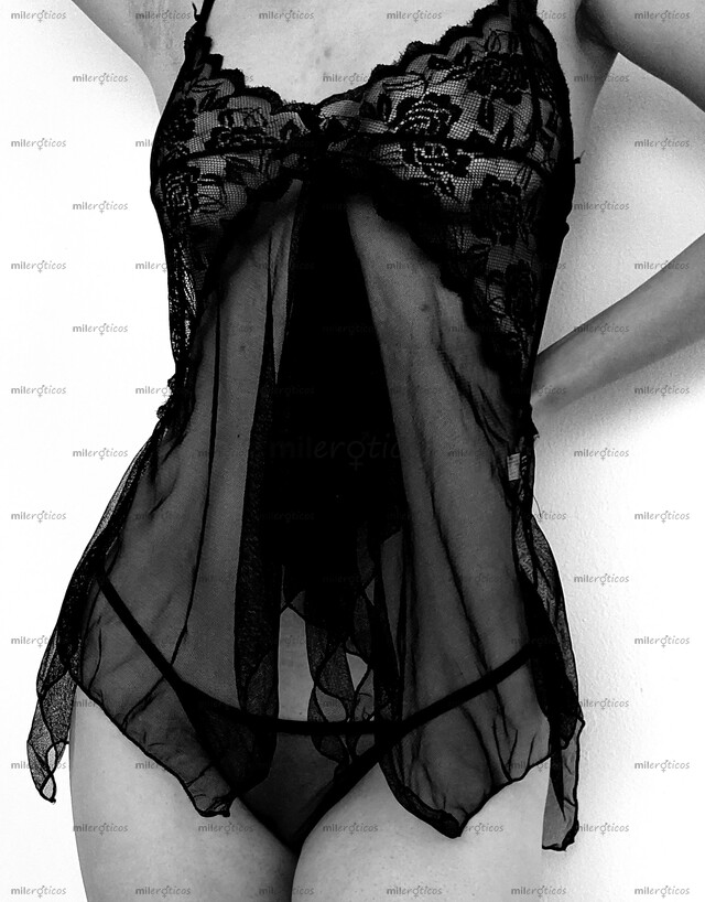 FOTOS DE CHERRY UNA VERDADERA PUTITA EN LA CAMA, ME MUEVO DELICIOSO