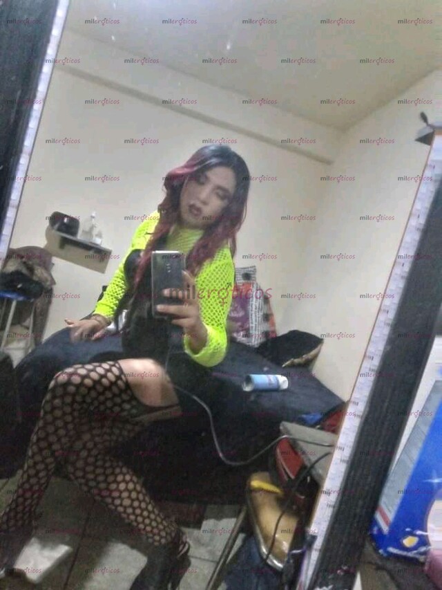 FOTOS DE DISPONIBLE SOLO HOY PARA TI PAPI YA CON LUGAR SOY NUEVA