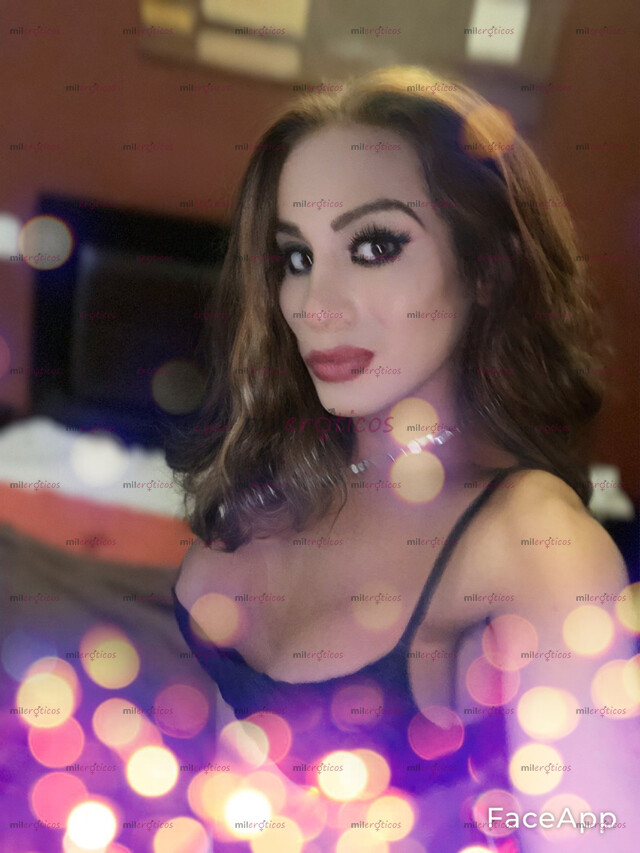 FOTOS DE DISPONIBLE PARA TI PAPI GUAPA DELGADA DISPONIBLE CON LUGAR LLÁMAME.