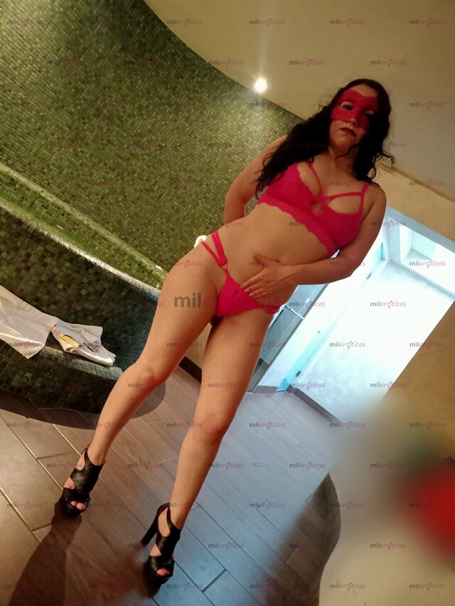 FOTOS DE SOY UNA CHICA DE LUJO MUY HERMOSA Y SENSUAL PARA CABALLEROS.