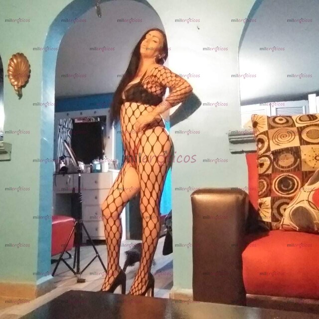 FOTOS DE HOLA SOY DEBANY CHICA MUY CALIENTE Y COMPLASIENTE EN TODO