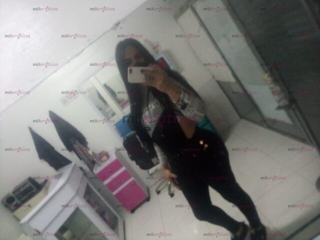 FOTOS DE BARBARA MERTUCHI HERMOSA CHICA TRANS COMPLACIENTE