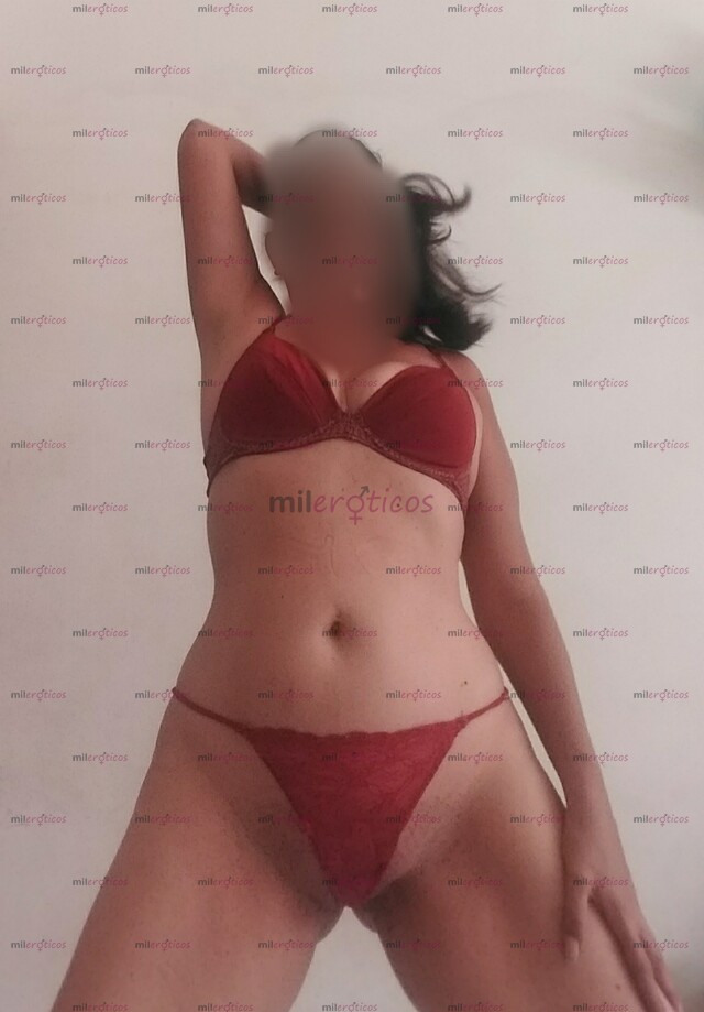 FOTOS DE SOY UNA VERDADERA PUTITA EN LA CAMA ME MUEVO DELICIOSO PAPI ..