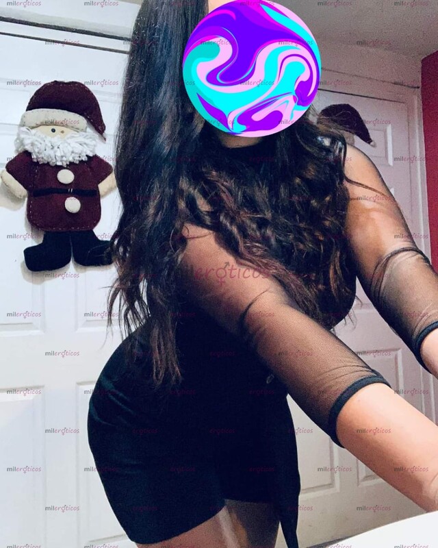 FOTOS DE DELICIOSAMENTE IRRESISTIBLE CON GANAS DE EXPRIMIRTE TODA ESA LECHITA QUE TRAES